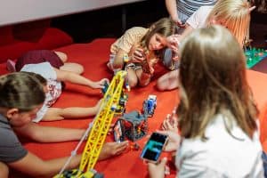 Mladi Zabočani učili fotografirati kroz igru i kreativnost: Uspješno održan novi ciklus besplatnih radionica