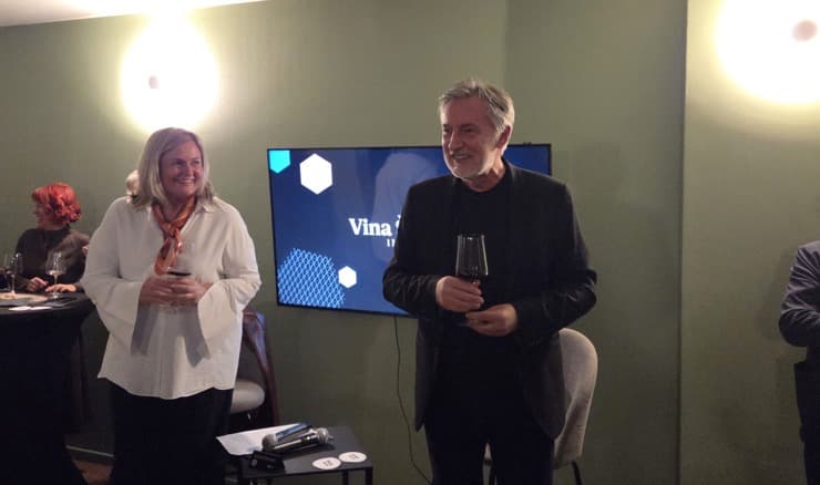 Miroslav Škoro otvorio ciklus vinskih večeri u osječkom KentClubu
