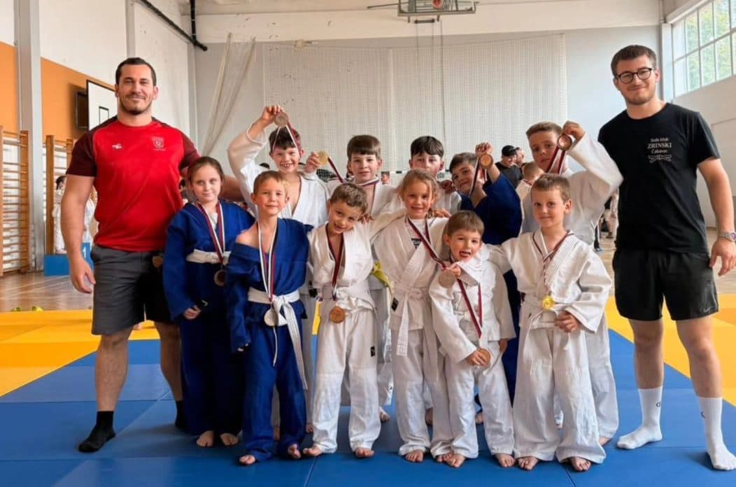 JUDO KLUB ZRINSKI Najmlađi judaši osvojili 14 medalja na Mini ligi u Ptuju