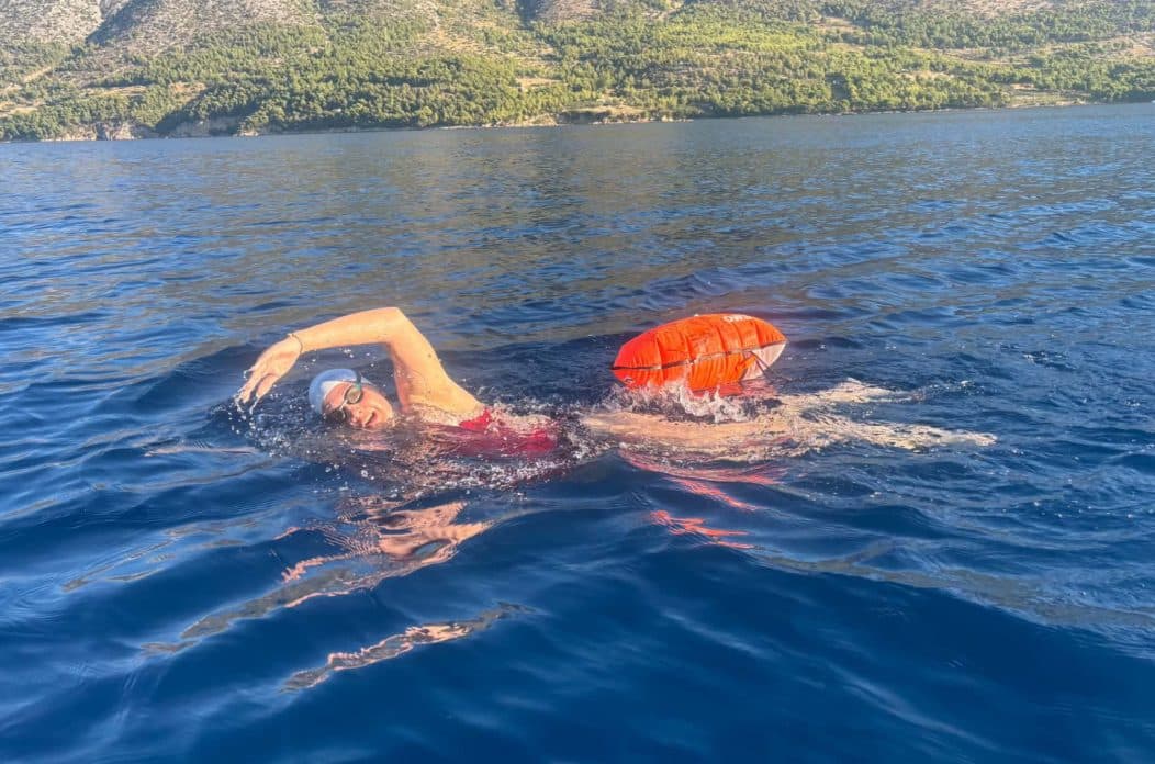 SARA PUKLAVEC Preloška plivačica krenula na pothvat dug više od 20 kilometara od Brača do Hvara