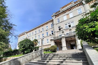 KBC Rijeka reagirao nakon izgubljenih radnih sporova: „Presude se ciljano politiziraju“