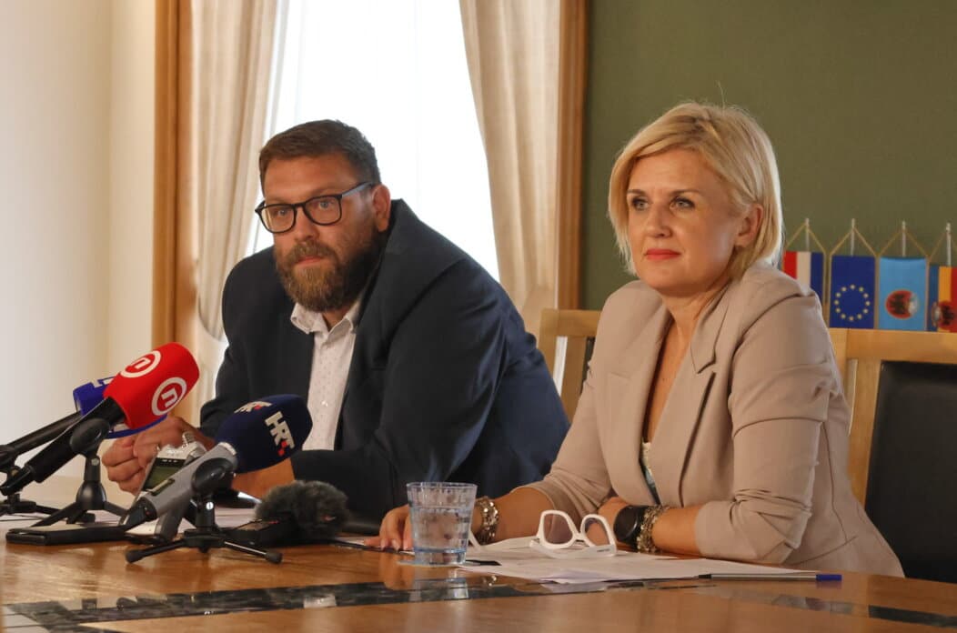 Velike novosti iz Grada: Novi model za Galeb, besplatan prijevoz učenika i manje jumbo panoa