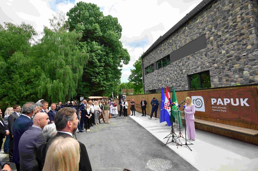 Završen projekt Vrata Papuka: u Slatinskom Drenovcu otvorena nova prijemna točka Parka prirode Papuk