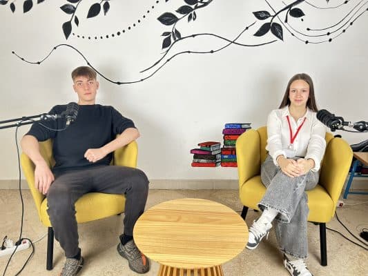 Učenici Ekonomske škole predstavili se budućim srednjoškolcima: ‘Profesori su najbolji, možemo ih jednostavno smatrati kao našim prijateljima’