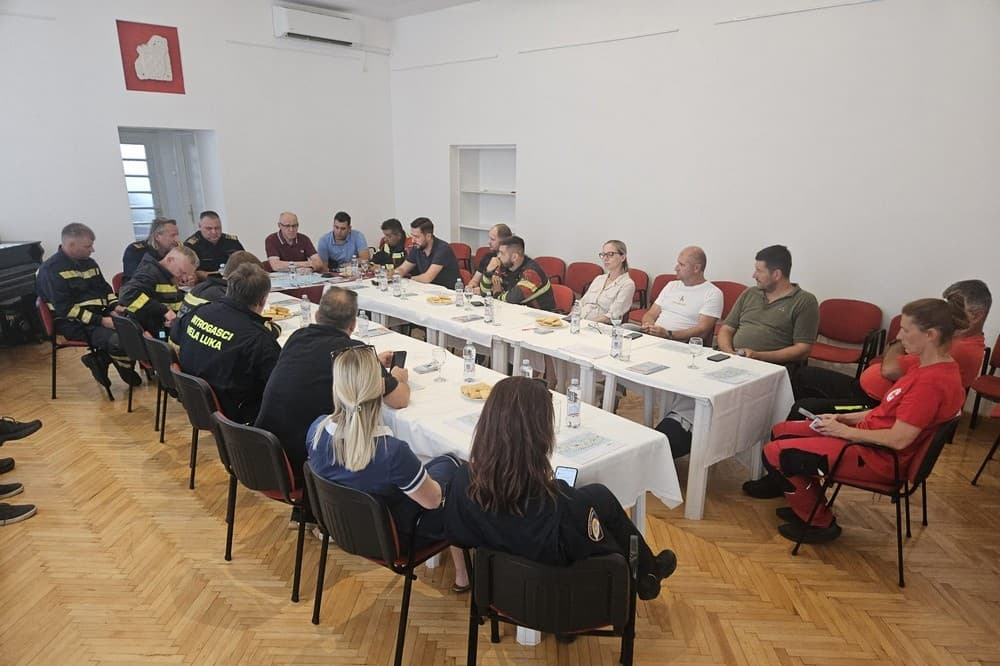 TRENUTNO STANJE Tucaković na Korčuli: 'Požar nije lokaliziran, nastavljamo s intenzivnim gašenjem'