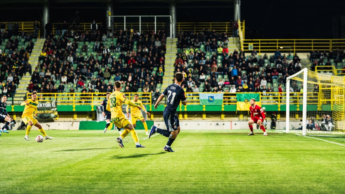 Bez incidenata na Drosini, ali bilo je prekršaja: Alkohol, baklje i pokušaj ulaska s tuđom ulaznicom