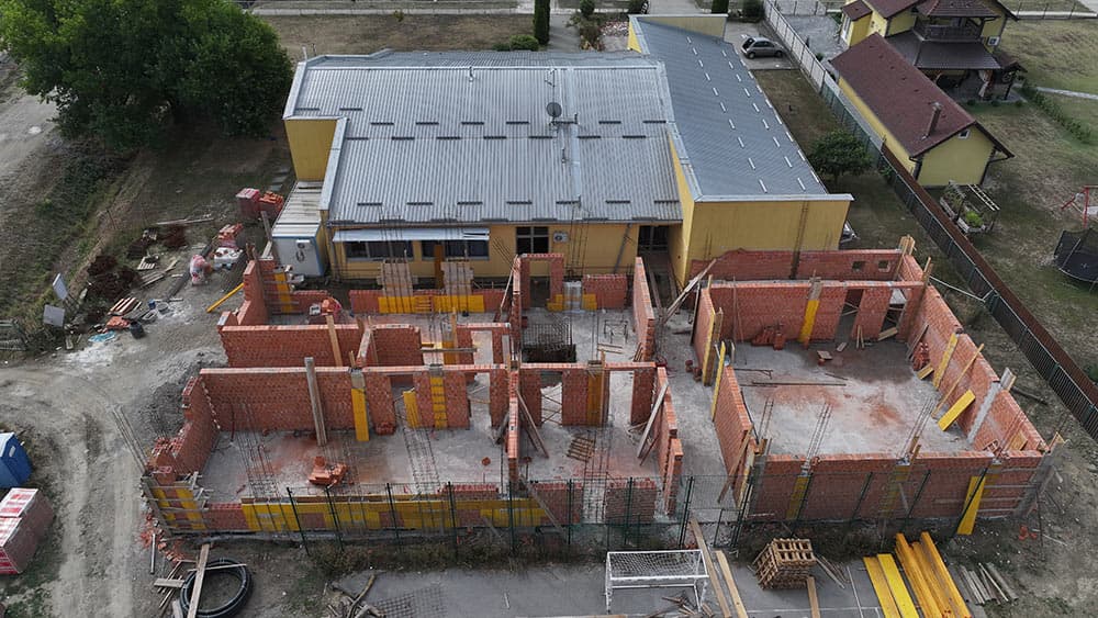 Napreduju radovi na dogradnji i rekonstrukciji Osnovne škole Ladimirevci i Područne škole Ivanovci za potrebe jednosmjenske nastave