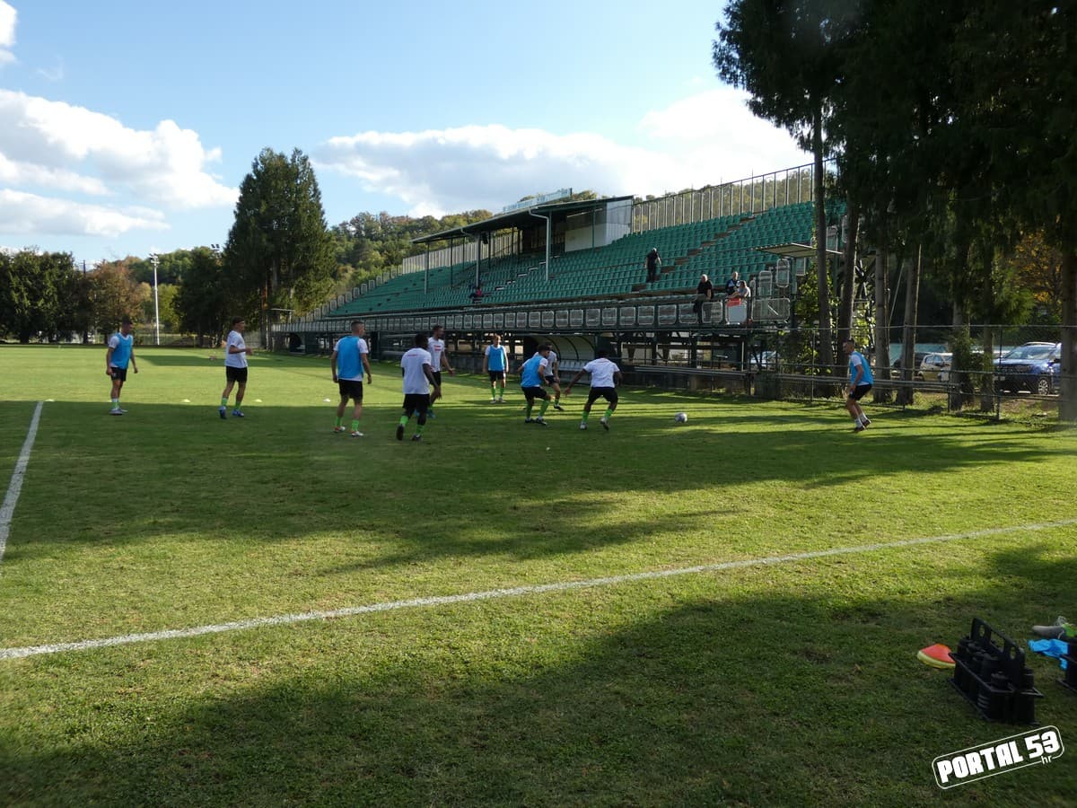 Mladost poražena od Dinama iz Odranskog Obreža