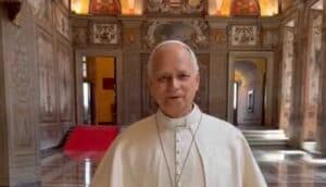 Papa se ne treba nastaviti liječiti nakon što mu je odstranjen tumor na plućima