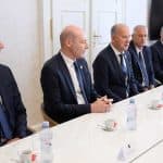 Plenković s predstavnicima Viteškoga alkarskog društva Sinj