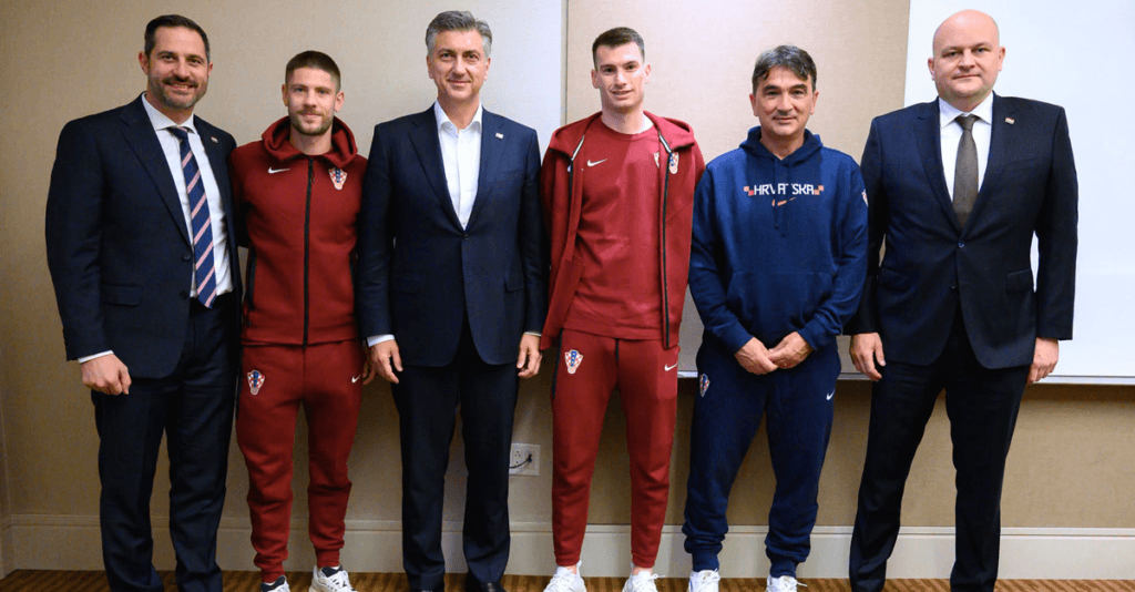 Plenković i ministri u Torontu bodre Vatrene! Održan i sastanak s kanadskim Hrvatima