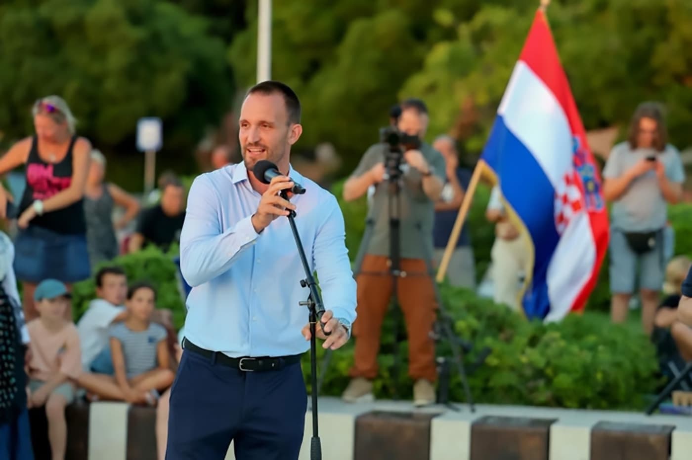 ERLIĆ O PALITELJIMA: “Namjerno podmetanje požara čin je krajnjeg kukavičluka – niskog, podmuklog i sramotnog zločina!”
