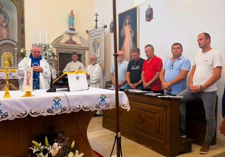 PAŠMAN Mons. Batelja predvodio proslavu blagdana Male Gospe