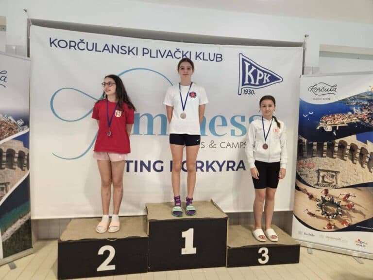 Uspješan vikend za PK Jug: S natjecanja na Korčuli vratili se s 18 medalja i peharom za najbolju natjecateljicu