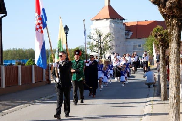 Đurđevac domaćin viteške svečanosti Bratovštine hrvatskih vinskih vitezova