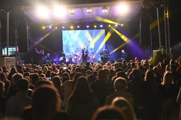VIDOVO 2026. Nezaboravna noć u Pitomači, Sergej Ćetković priredio koncert za pamćenje