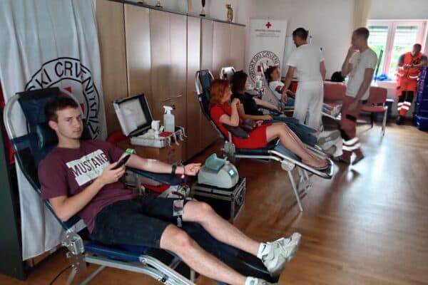 Prikupljeno 56 doza krvi: Darivatelji se odazvali apelu za krvnom grupom 0-