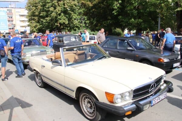 Ljubitelji starodobnih vozila stigli iz Hrvatske i inozemstva: Održan 7. Međunarodni oldtimer rally