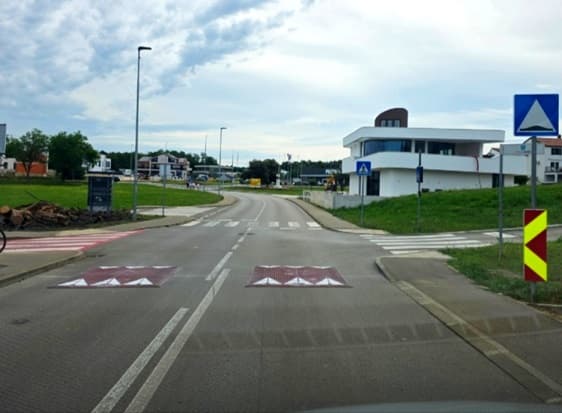 FUNTANA POSLUŠALA MJEŠTANE: Nakon brojnih upozorenja postavljeni „ležeći policajci“ u frekventnoj ulici