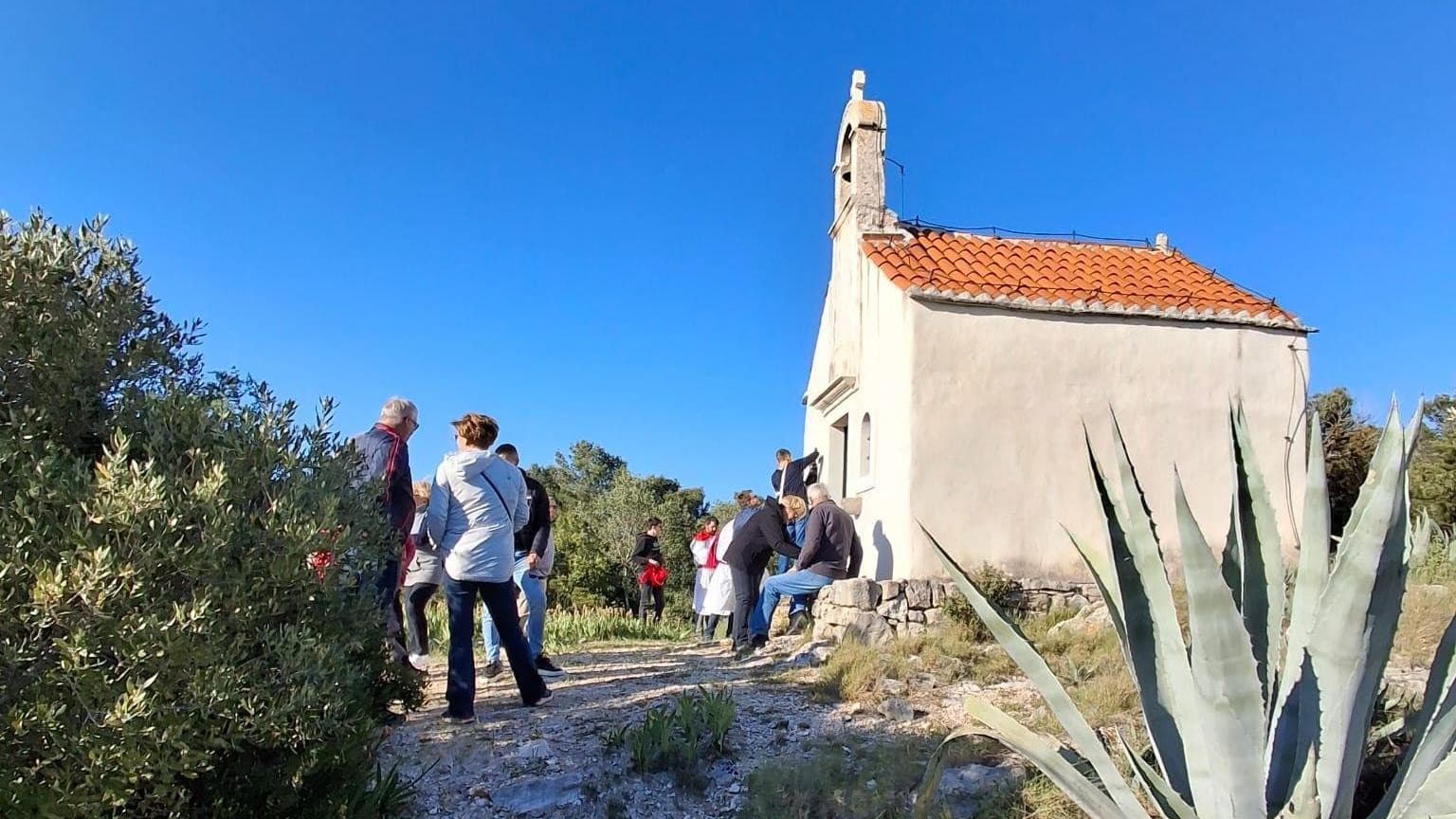 DUBROVAČKA BISKUPIJA Sv. Juraj proslavljen u njemu posvećenim kapelicama (FOTO)