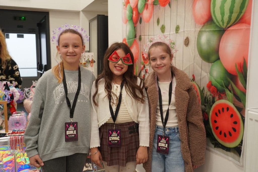 Rock Lubenice oduševile publiku te raspjevale Novo Selo Rok
