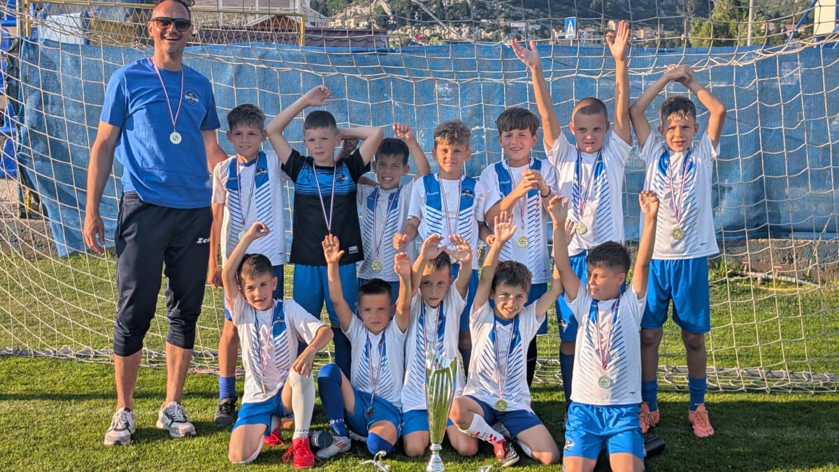 Nogometaši USŠ Sport Talent Solin osvojili turnir u Pločama